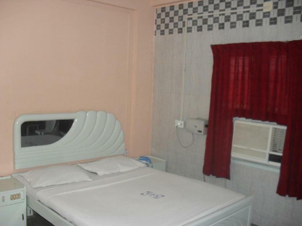 Vpn Hotel Nāgappattinam Kültér fotó